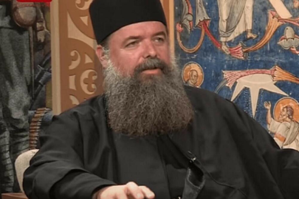 IGUMAN PETAR (DRAGOJLOVIĆ): Crkva je majka i treba je voleti a ne medijski čerečiti!