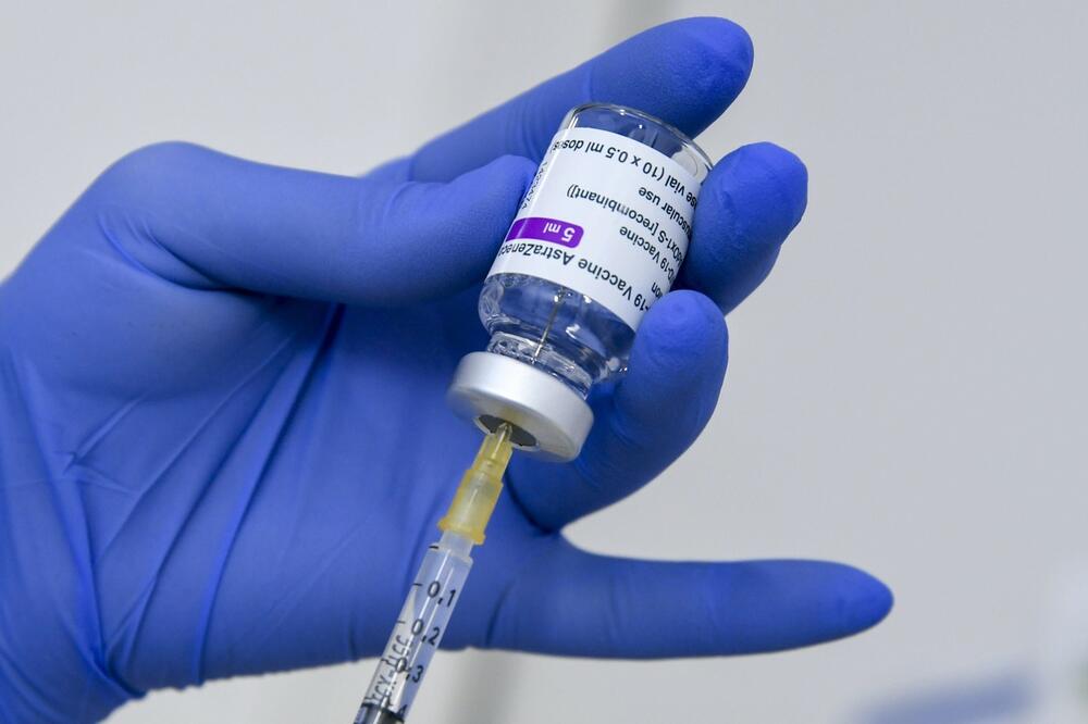 SRBIJA: Od danas vakcinacija zdravstvenih radnika iz RS