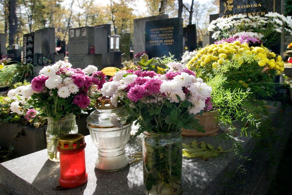 Smrt, Sveće, sveće