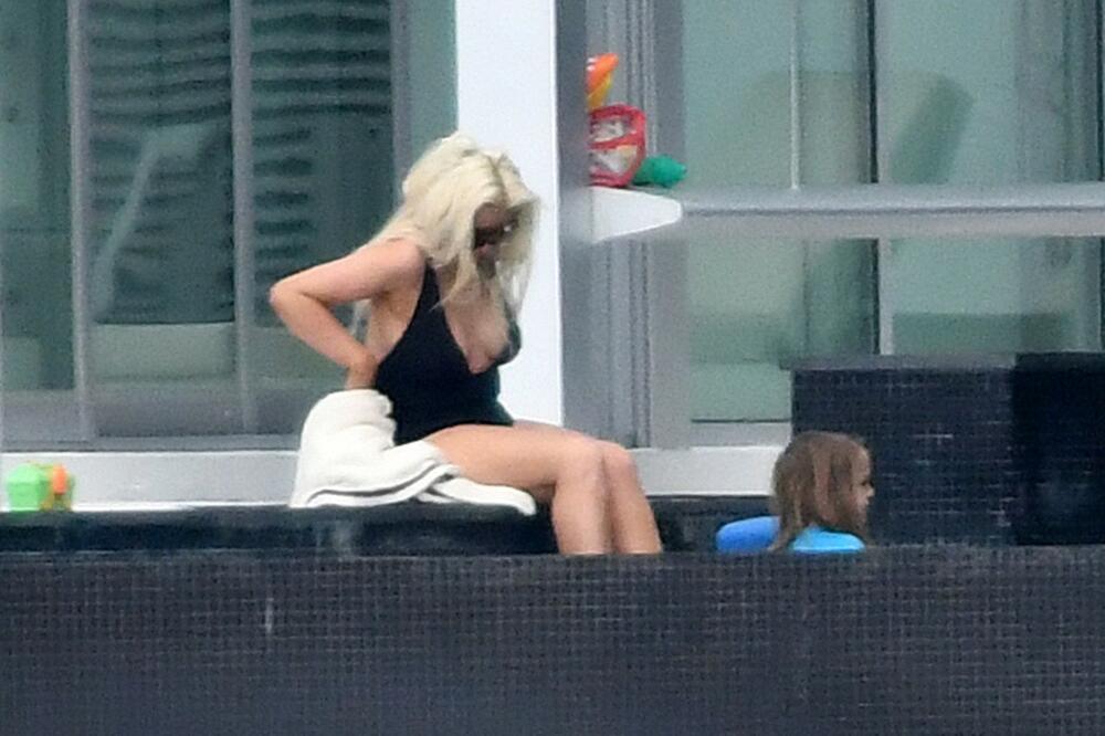 "Najbolja sam u oralnom se*su": Otkrila kakva je u spavaćoj sobi, pa se dotakla i IGRAČAKA, šok tvrdnje