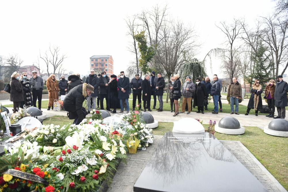 KUKANJE I JECAJI! ŠABANOVA SESTRA ĆE DANAS SVIMA NATERATI SUZE NA OČI, ove reči KIDAJU SRCE!