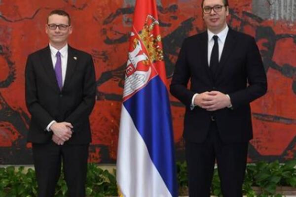 ALEKSANDAR VUČIĆ PRIMIO AKREDITIVNA PISMA (FOTO)