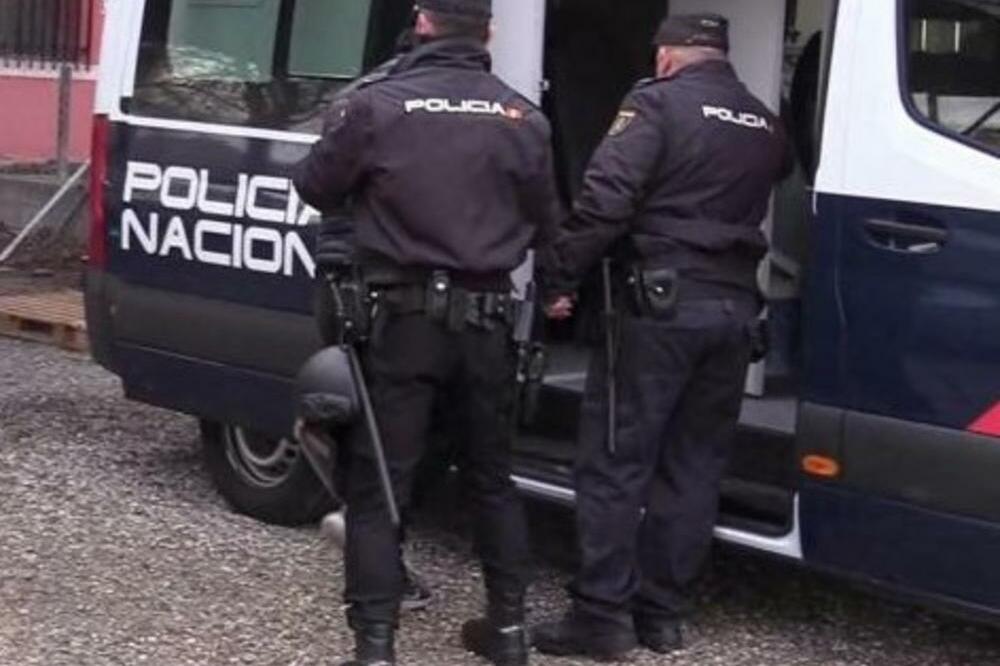BANDA "TOP MODELI" OPERIŠE ŠPANIJOM: Uhapšena mlada Srpkinja (18) zbog sumnje da je učestvovala u pljački u Madridu