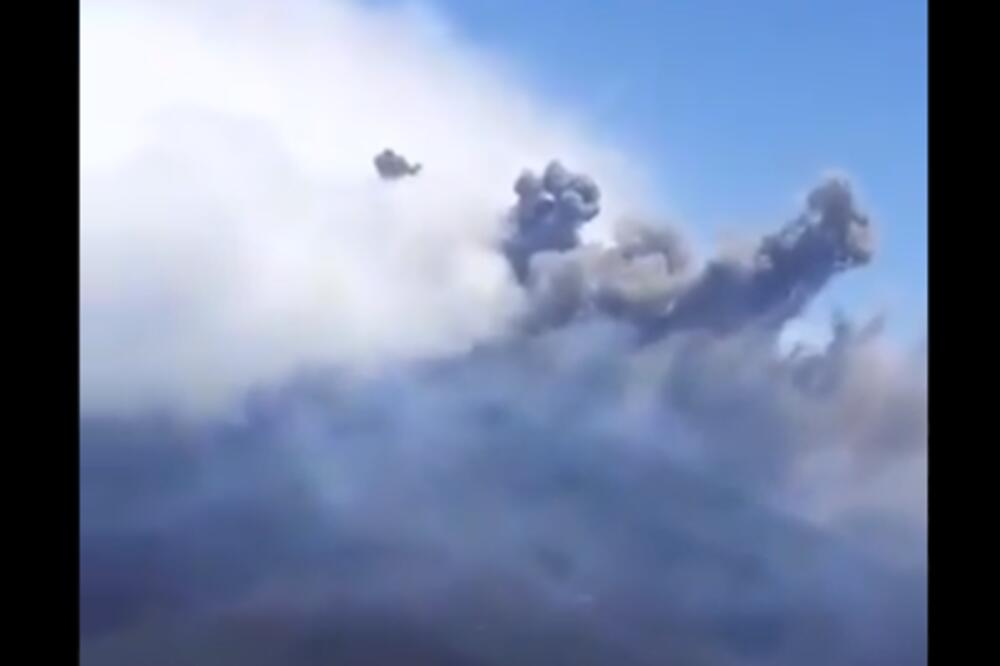 SNAŽNA ERUPCIJA VULKANA U GVATEMALI: Od gustog dima se ne vidi ni prst pred okom! (VIDEO)