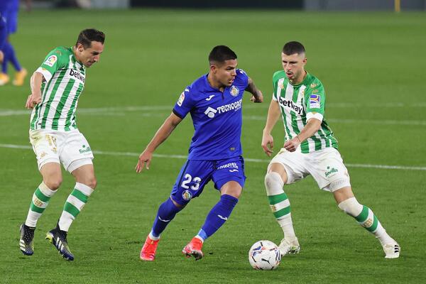 BETIS IZ PENALA SAVLADFAO HETAFE: Maksimović odigrao ceo meč!