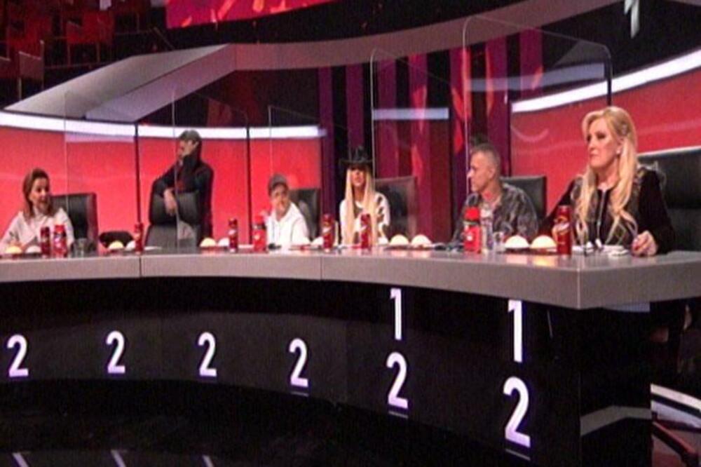 ŽIRI U ZVEZDAMA GRANDA PREPLAŠEN: Sumnjaju da takmičarka ima KORONU, hitno su reagovali!