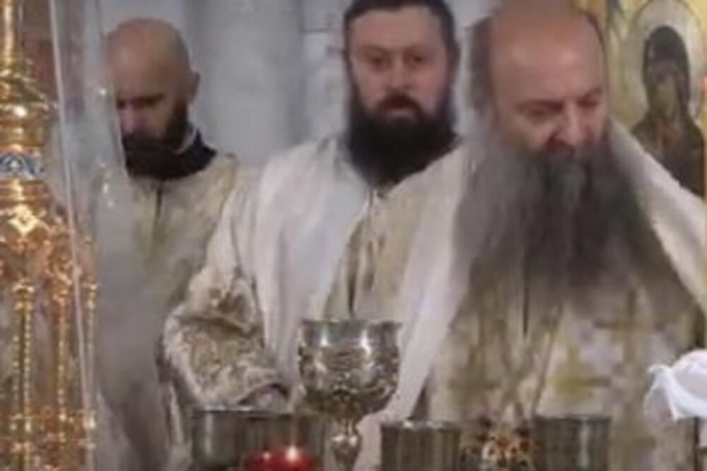 PATRIJARH PORFIRIJE SLUŽI PRVU LITURGIJU: Božanstveni prizori iz Hrama Svetog Save (VIDEO)