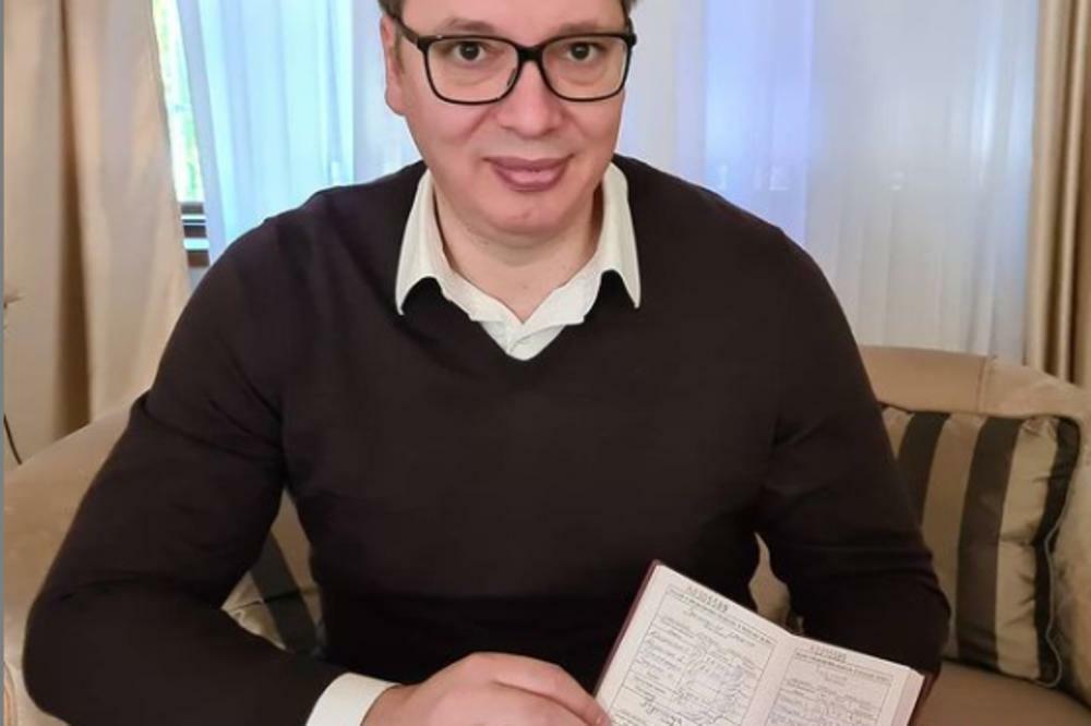 ŽAO MI JE ŠTO NISAM MOGAO DA SE BORIM ZA ČETVRTU DESETKU: Predsednik Vučić završio prvi semestar (FOTO)