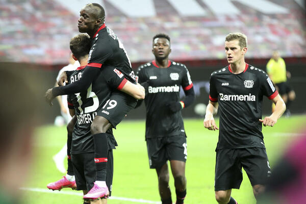 BAJER DO BODA U 94'! Lajpcig razneo Hertu i stigao na samo 2 boda od lidera! Radonjiću sat vremena (VIDEO)