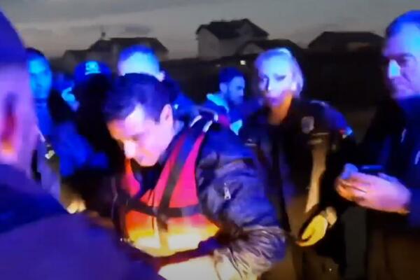 MALO VIŠE POPIO, PA SLETEO U NIŠAVU: Zoranu (29) koji je spasen iz potopljenog automobila pronađen ALKOHOL U KRVI!