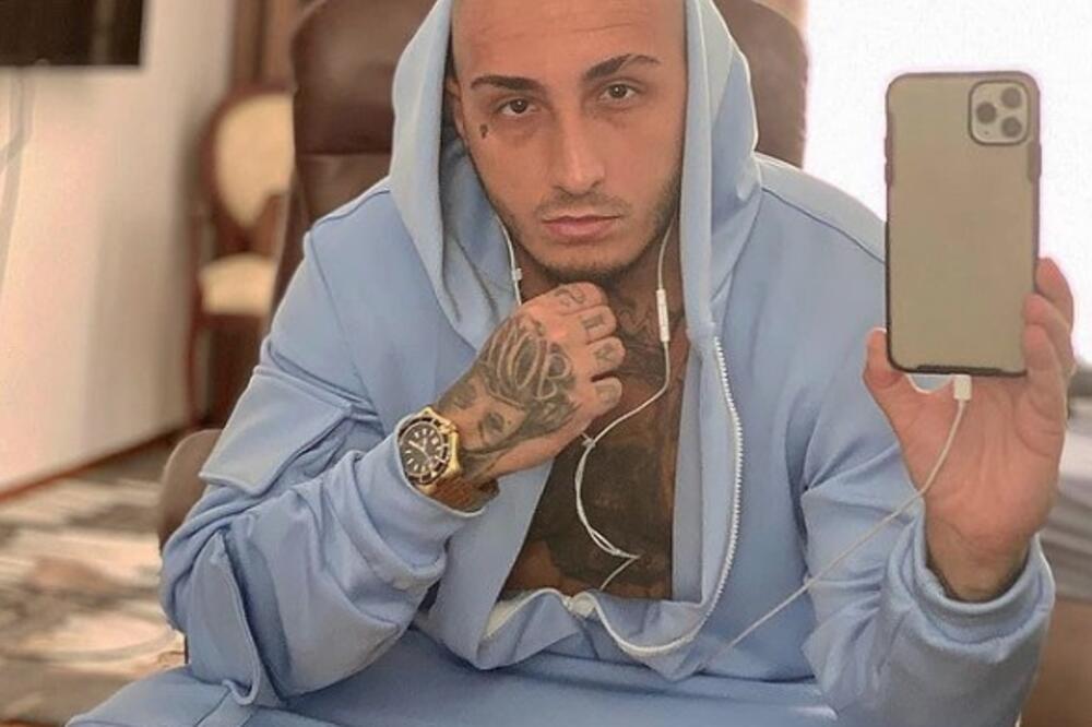 NIJE NI PREBOLEO BIVŠU KAKO TREBA! VUK MOB DOVEO U KUĆU BIVŠU ZADRUGARKU: Pljušte PRISNE fotke na sve strane!