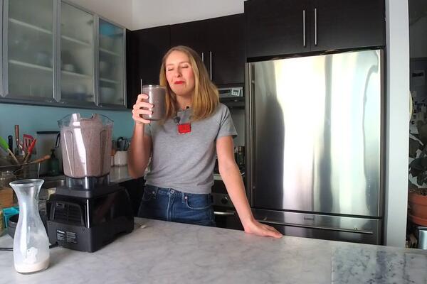 POZNATOJ KUVARICI DIJAGNOSTIKOVANA JE TEŠKA BOLEST: Ona je PRONAŠALA način kako da ISHRANOM produživ svoj ŽIVOT!