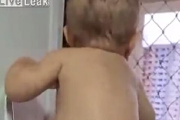 DA LI JE OVO NAJSLAĐA BEBA NA SVETU? Jeste! (VIDEO)