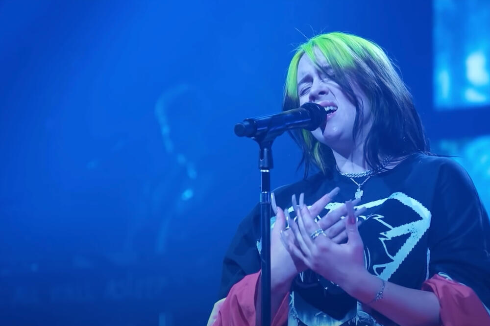 PEVAČICA RASPRODALA 53 KONCERTA ZA 24 SATA! Bili je toliko MOĆNA da je pokazala NEVIĐENU DOMINACIJU!