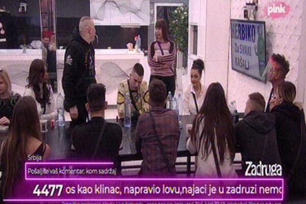 MIKSI KULIĆ PRETI TUŽBOM, Brendon joj žestoko odbrusio: Zatrudnela si na prljavoj WC ŠOLJI!