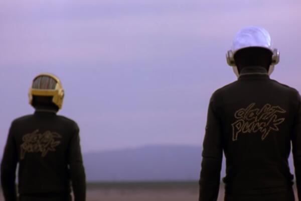 RASPAO SE DAFT PANK (VIDEO)