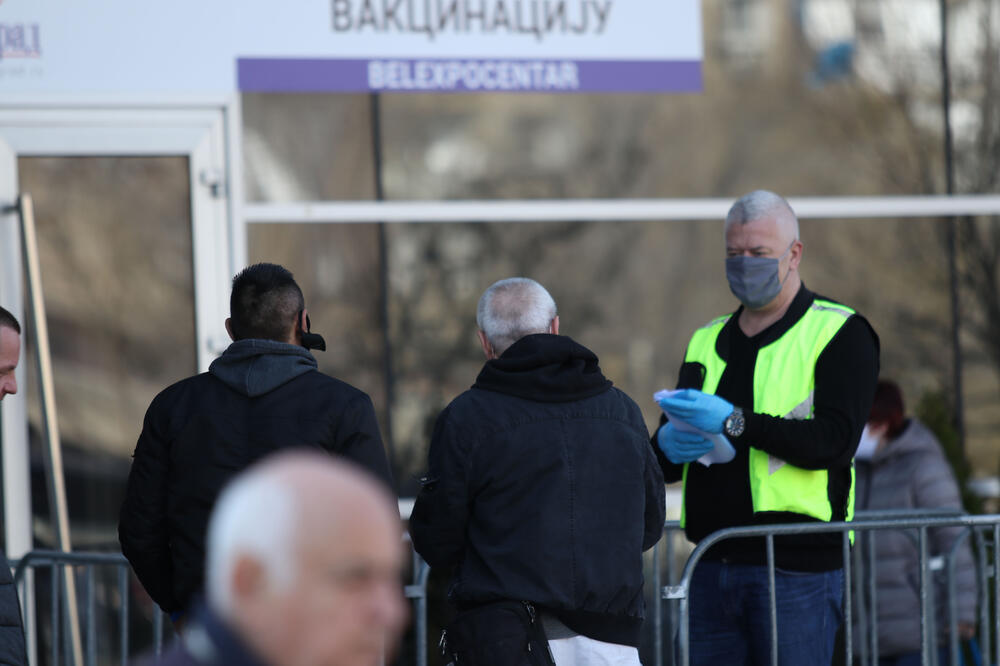 PRESEK BROJA VAKCINISANIH PROTIV KORONE: Prvu dozu primilo je 2.488.631 ljudi, zna se i koliko je REVAKCINISANO