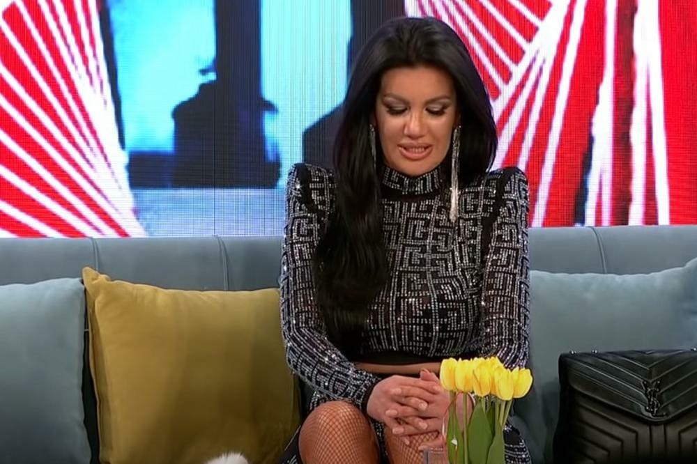 NAJVEĆI BAKŠIŠ MI JE 30.000 DOLARA,široke sam ruke: Za sebe kaže da je DŽEK, a fanovi su joj poklanjali KLJUČEVE..