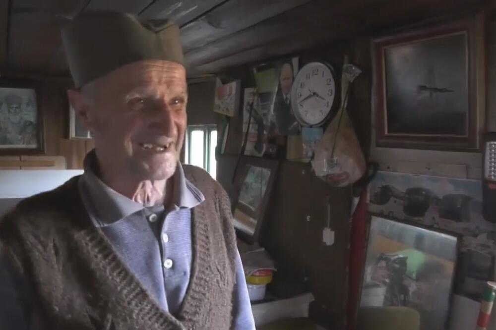 DRAGIŠA VEĆ 55 GODINA ŽIVI BEZ STRUJE I VODE! On je srpski ROBINZON, za jednu stvar kaže da mu je SVE NA SVETU!