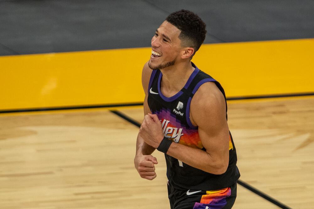 BJELICA BEZ POENA, BOBI BEZ MINUTA: Pokuševski bolestan, magično veče Bukera i Dončića! (VIDEO)