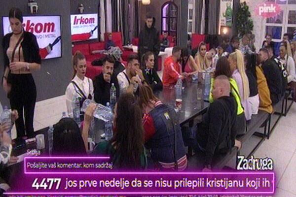 KORISTILA JE KOKAIN PET GODINA, DOBRO JE OSTALA ŽIVA: Učesnica rijalitija KRILA STRAŠNU PRIČU, detalji isplivali!