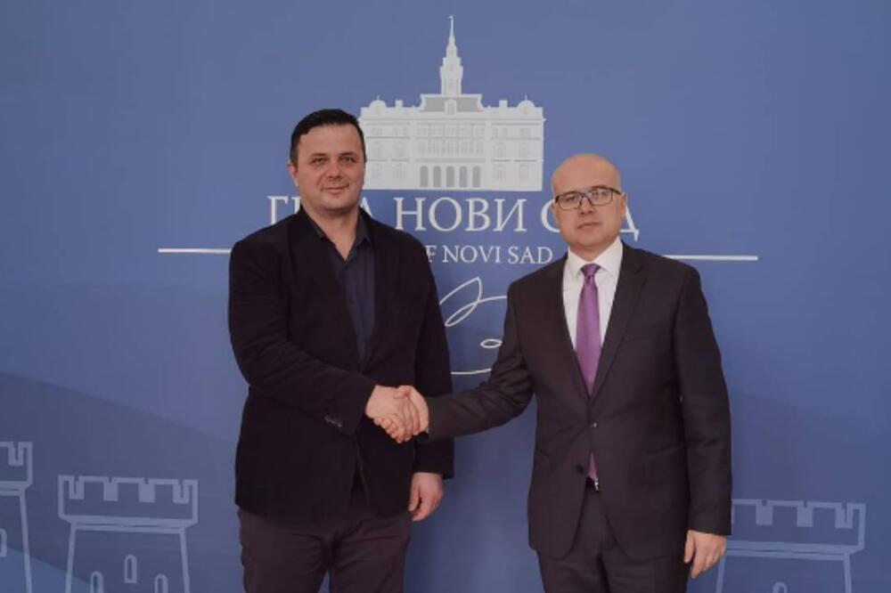 VUČEVIĆ: Dobar komšija zlata vredi, nadamo se da će Novi Sad i Neum izgraditi jednu lepu priču