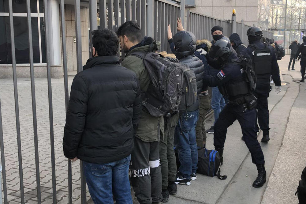 POLICIJA U BEOGRADU UHAPSILA 238 ilegalnih migranata