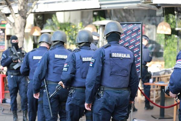 PRETRESI U BIJELJINI: Policija pronašla 22 SANDUKA sakrivene municije!