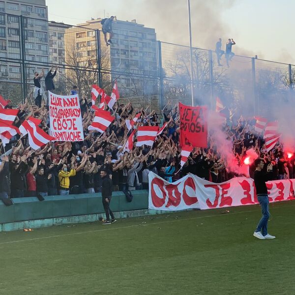 HIT SCENE! Delije pesmom isprozivale španskog sudiju zbog kornera, a Deki Stanković GA IZVEO i asistirao za Pavkova