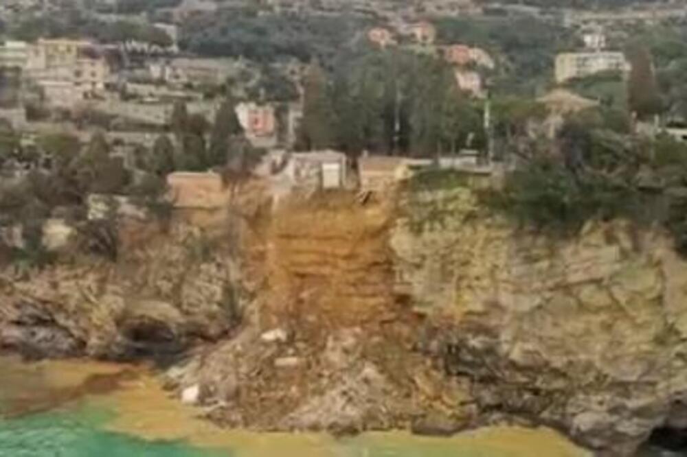 JEZIV PRIZOR U ITALIJI! Obrušilo se GROBLJE, više od 200 grobnica završilo u vodi! (FOTO)