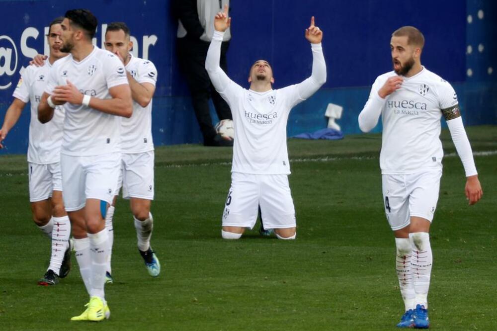 EIBAR SE MUČIO BEZ DMITROVIĆA: BARSI DERBI PROTIV SEVILJE, Osasuna bolja od Alavesa, Hetafe ubedljiv!(VIDEO)