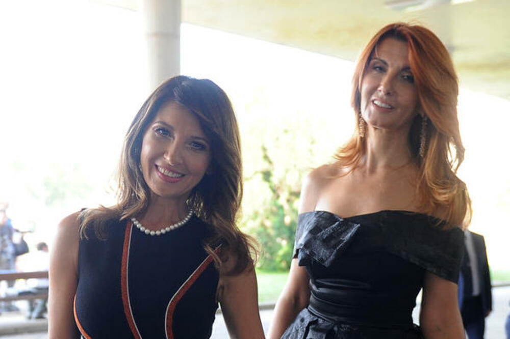 SVI SU BRUJALI KADA SU SE SANJA MARINKOVIĆ I VESNA DEDIĆ POSVAĐALE: Posle MEDIJSKE TIŠINE voditeljka PROGOVORILA