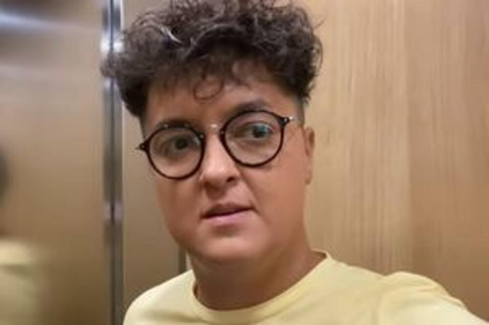 ŠOU PROGRAM! MARIJA NAPRAVILA HIT SA BEKUTOM I EDITOM U INSTAGRAM LAJVU: Crveno vino nije ispuštala iz ruku!