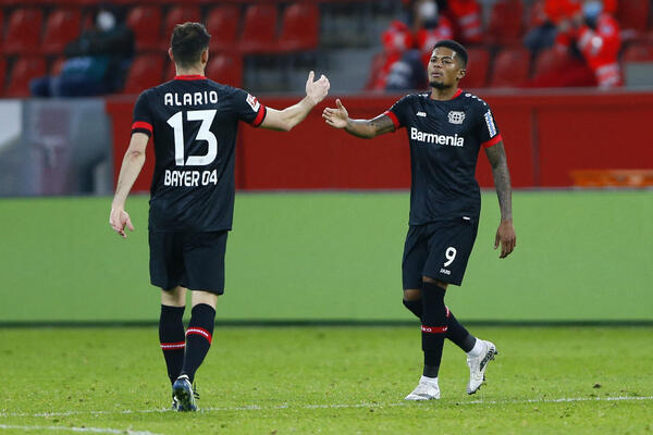 FRAJBURG IZNENADIO FARMACEUTE! Majnc i dalje u opasnoj zoni