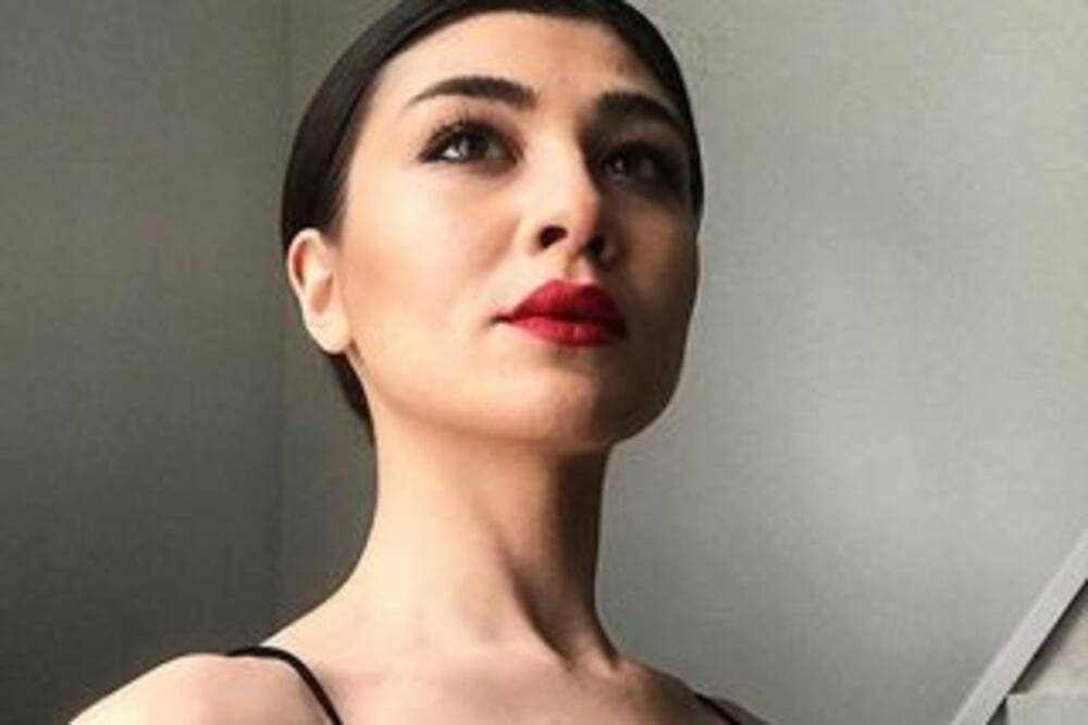 POSLE "DARE IZ JASENOVCA" KAO DA JE U ZEMLJU PROPALA: Glumica koja je RASPLAKALA SRBIJU ima buran život