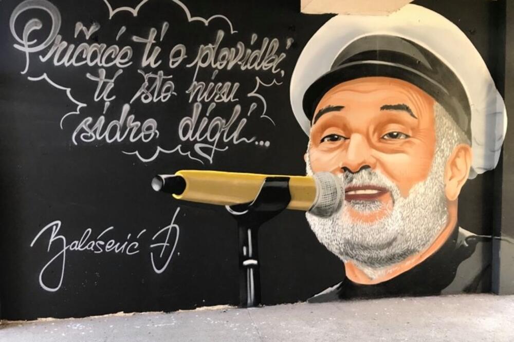 BILI SMO DA OBIĐEMO NOVI BALAŠEVIĆEV MURAL U NOVOM SADU: Otkrili smo ČIJA IDEJA je ova slika PANONSKOG MORNARA!