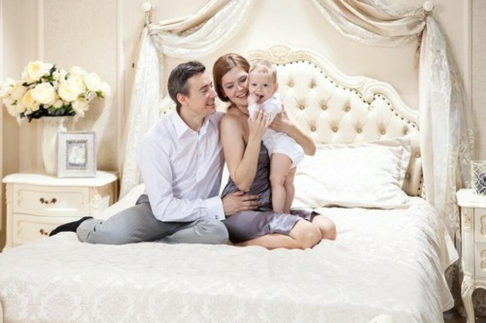 DEVOJKA MU SE DOSELILA SA DECOM, PA SE POŽALIO: Dobio je savet ZLATA VREDAN