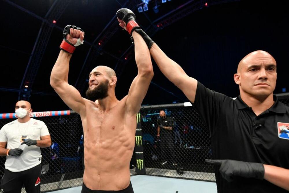 ODRASTAO U RATU, VIDEO SVAŠTA: MMA borac sada se oporavlja od korone i željno očekuje nove borbe (VIDEO)