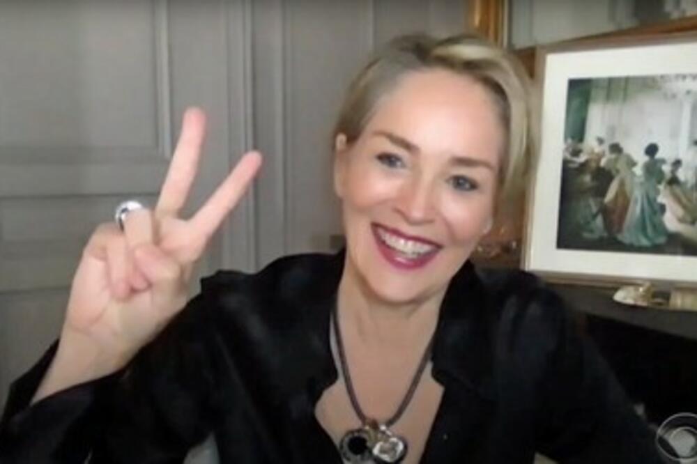 Svet je poznaje po PREKRŠTANJU nogu u kratkoj HALJINI bez GAĆICA, a sada je otkrila NEVIĐEN TALENAT i sve ZBUNILA