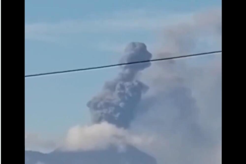 PRORADIO VULKAN PAKAJA U GVATEMALI: Izbacivao užarenu lavu i oblake dima! (VIDEO)