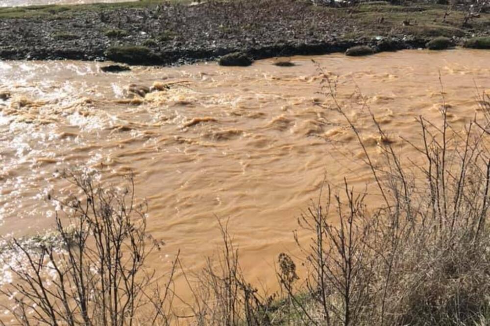 ŠTA SE ZAPRAVO DEŠAVA SA PEKOM? Otkriveno šta je izazvalo zamućenje reke, NIKAKO NIJE DOBRO