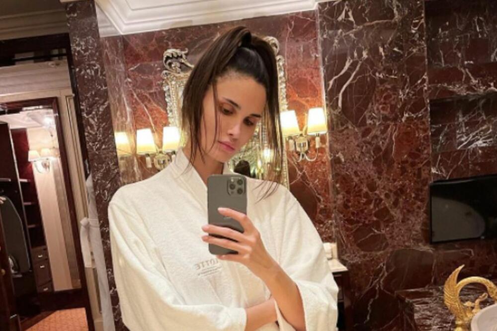 POKUŠALA DA SE UBIJE?! Žena fudbalera pronađena bez svesti nakon što ga je uhvatila u prevari!