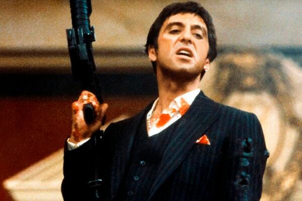 STIGLE GA GODINE! OGLASILA SE NJEGOVA 40 GODINA MLAĐA BIVŠA: Teško je biti sa starcem, pa makar on bio i Al Paćino!