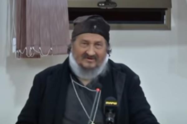 ŽIVOT VLADIKE ATANASIJA: Mošti Svetog Vasilija Ostroškog i Tvrdoškog Čudotvorca prenete su ZAHVALJUJUĆI NJEMU