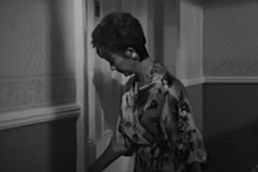 TRAGEDIJA: Umrla je poznata glumica, pamtićemo je po ulozi u seriji "Gore dole"! Bila je teško bolesna...