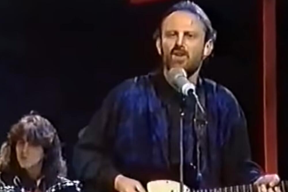 ŠTULIĆ OBJAVIO DOKUMENT KOJI MENJA SVE: Strašan odgovor legendarnog vođe grupe AZRA SOKOJ-u! (FOTO)