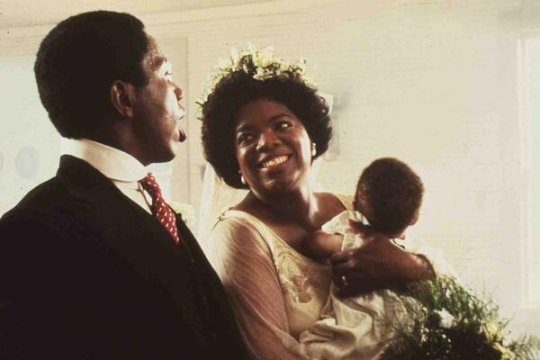 SILOVALI SU JE ROĐACI, UMRLA JOJ JE BEBA I SVAKI DAN JE TRPELA BIČEVANJE: Tragična priča voditeljke ŠOKIRALA SVET!