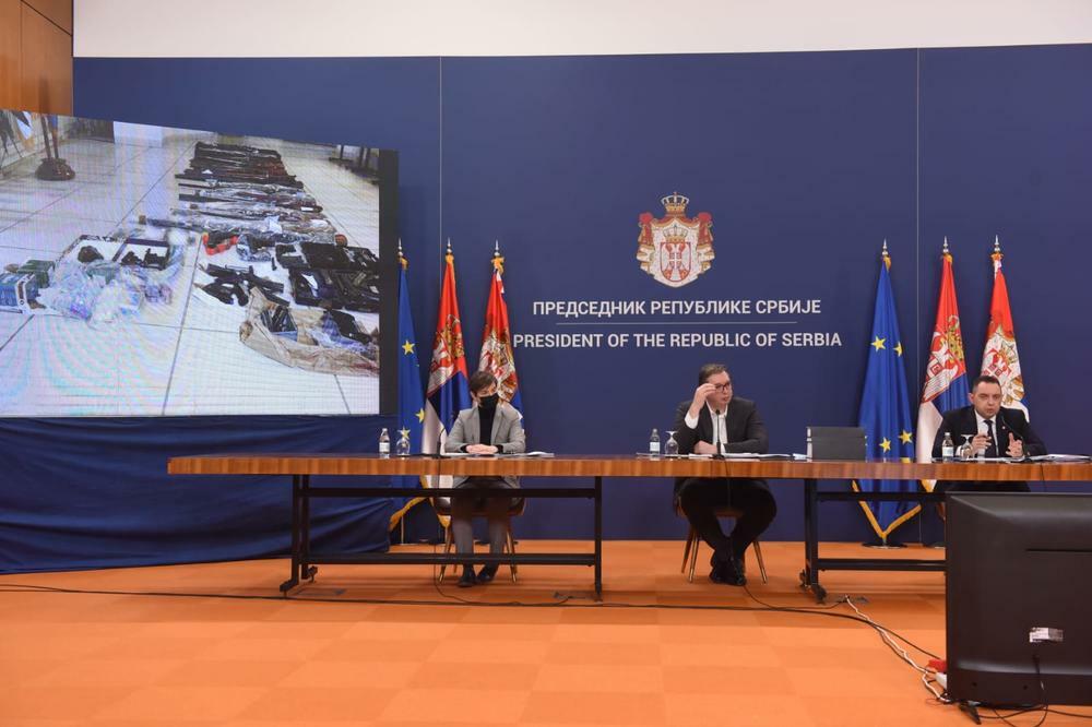 SRBIJA ĆE VIDETI NOVE SNIMKE ZLOČINA KLANA VELJE NEVOLJE! Premijerka večeras izlazi sa još dokaza jezivih ubistava