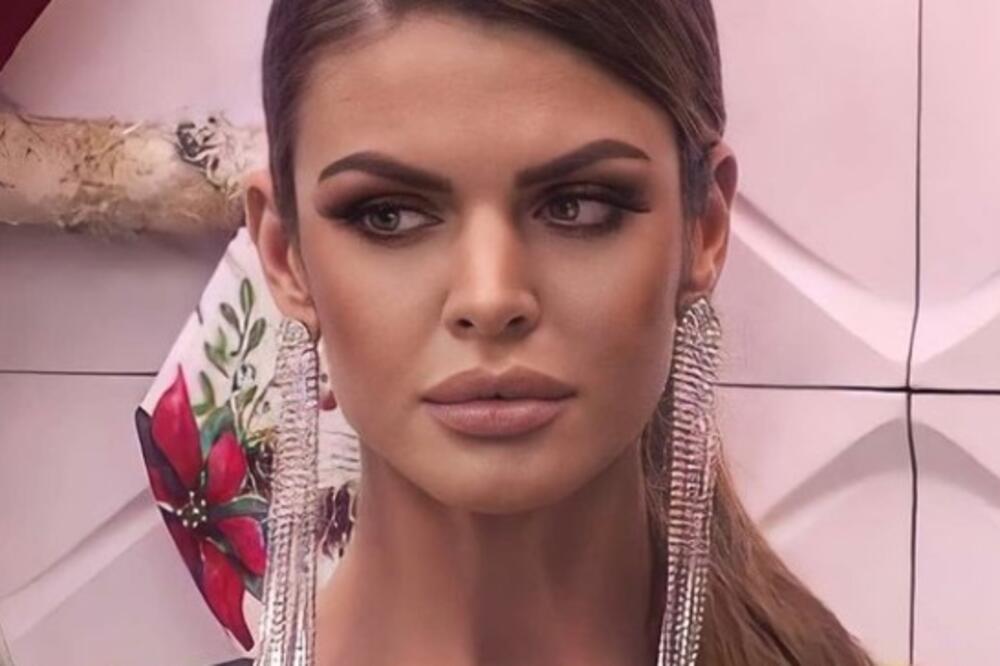 RIALDA BEZ ŠMINKE I FILTERA! Pevačica i zadrugarka je uvek TIP TOP sređena a pogledajte kakvo je PRIRODNO IZDANJE!