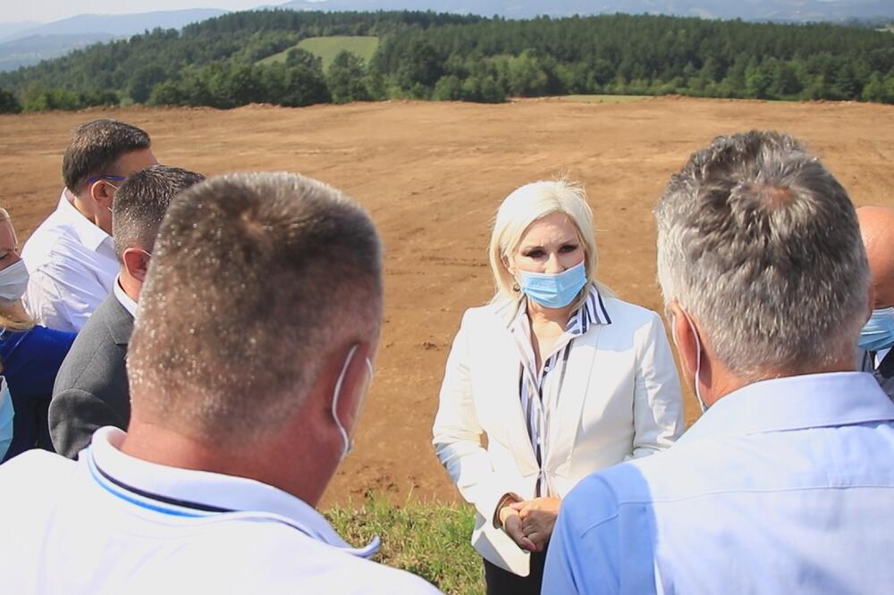 ZORANA PROGOVORILA O ONOME O ČEMU SVI ĆUTE! Vreme je da se rešimo ovog ZLA